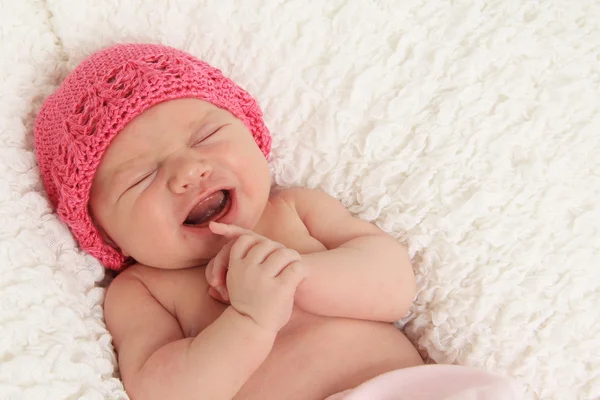 Bebé recién nacido niña — Foto de Stock