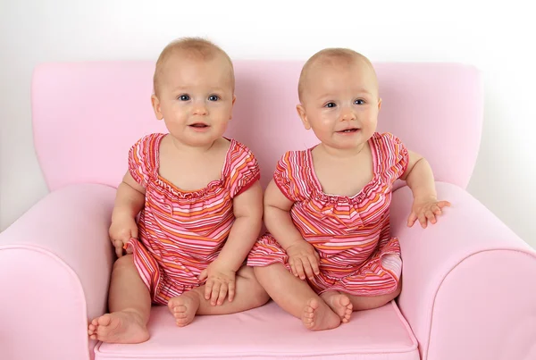 Twin baby girls — Stock Photo, Image