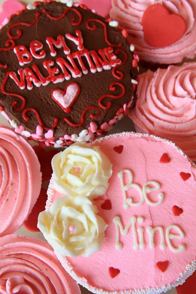 Valentines heart cupcakes — Stock Photo, Image