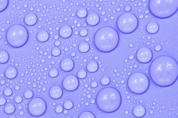 Waterdruppels Paarse Achtergrond Textuur Achtergrondglas Bedekt Met Druppels Water Violette — Stockfoto