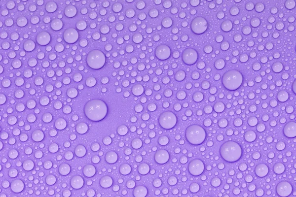 Капли Воды Фиолетовой Текстуре Фона Фоновый Стакан Покрытый Капельками Воды — стоковое фото