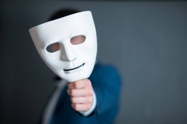 Beyaz Noel 'i tutan iş adamı