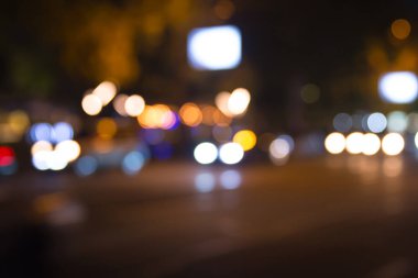 Gece yolu. Renkli bokeh soyut arka grubunu bulanıklaştırdı