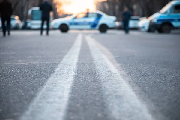 Polizeiauto Auf Der Straße Der Nähe — Stockfoto