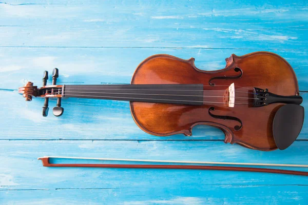 Beautiful Violin Blue Table Backgroun — Stock Photo, Image