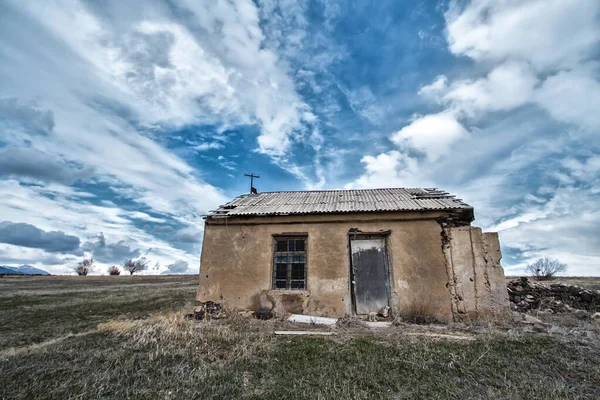 Abandonada Casa Velha Assombrada — Fotografia de Stock