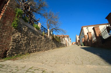 Şehrin eski caddesi.