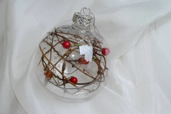 Kerst Decoratieve Bauble Lichte Achtergrond — Stockfoto