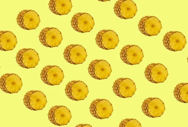 Zestaw Świeżych Dojrzałych Ananasów Widok Bliska — Zdjęcie stockowe