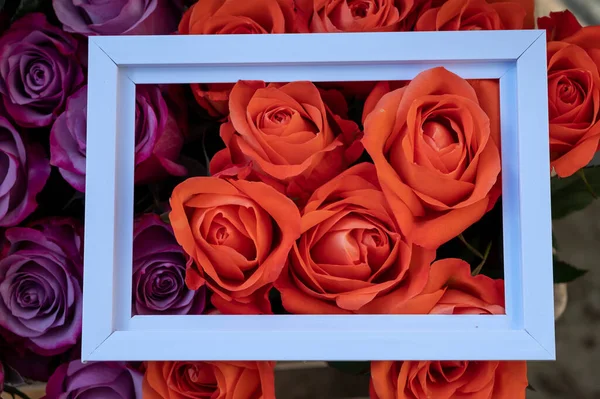 Bouquet Fresh Beautiful Roses Decorative Frame Light Background Romantic Concept — Stock Photo, Image