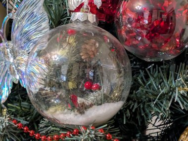 Yakın çekim görünümü güzel Noel süslemeleri