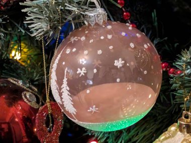 Yakın çekim görünümü güzel Noel süslemeleri