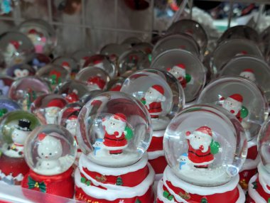 Yakın çekim görünümü güzel Noel süslemeleri