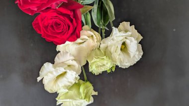 Buket için güzel parlak çiçekler, yakın çekim.