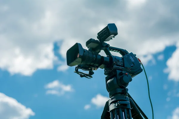 Câmera de vídeo profissional — Fotografia de Stock