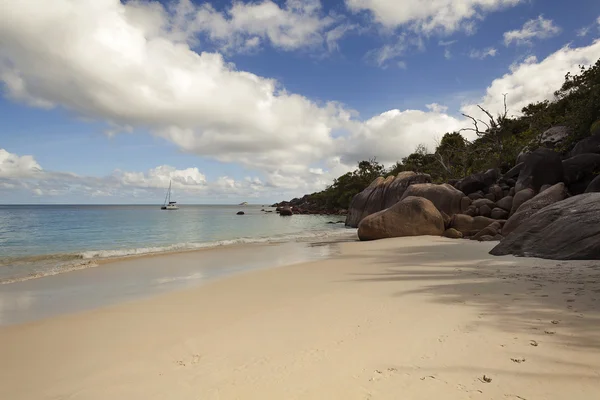 Plage aux Seychelles îles — Photo