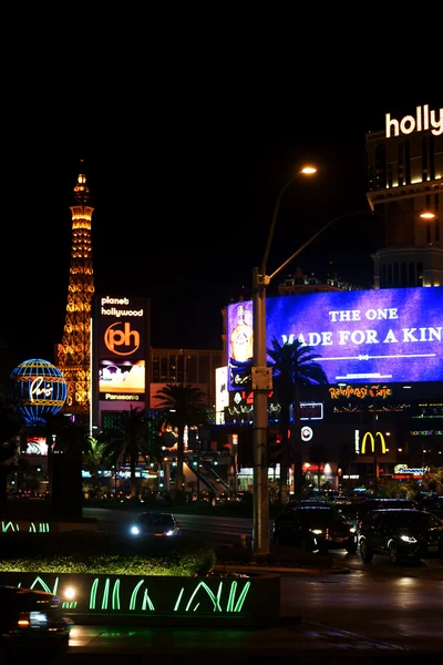 Las vegas boulevard at night — стоковое фото