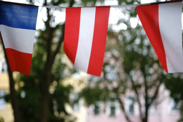 Banderas de países colgantes — Foto de Stock