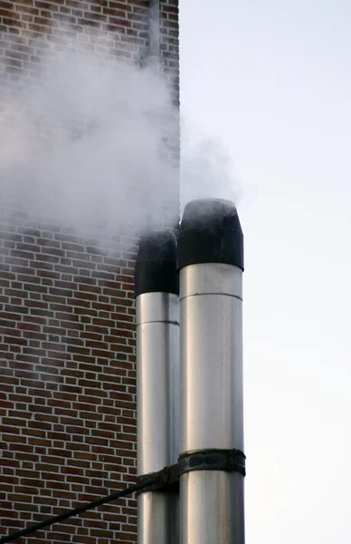 Rauchender Schornstein — Stockfoto