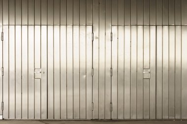 Kendine özgü paslanmaz çelik kapılar