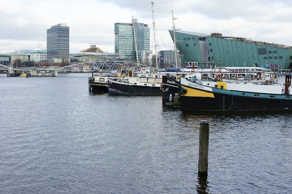 Otevřené nábřeží Amsterdam — Stock fotografie