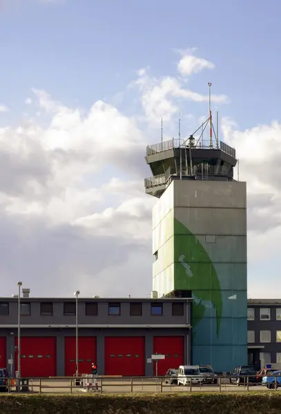 Věž letiště Frankfurt-Hahn — Stock fotografie