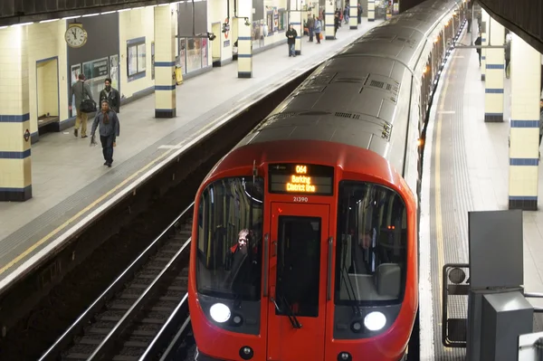 U-Bahn-Linie in London — Stockfoto