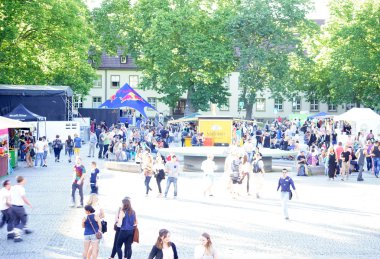 Asta Yaz Festivali Mainz