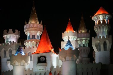 Excalibur Towers adlı gece