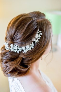 Gelin saçı için güzel bir dekorasyon.