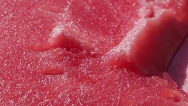 Kamera Zoomt Wassermelonenscheiben Ein Und Aus — Stockvideo