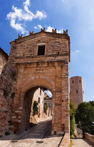 Portas blindadas em Spello, Italia — Fotografia de Stock