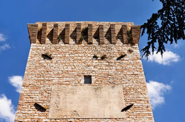 Torre de Spello da fortaleza de Barbarossa — Fotografia de Stock