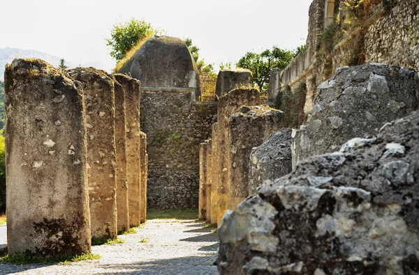 Restos Bastione San Sebastiano Sermoneta Porta Acesso Com Colunas Que — Fotografia de Stock