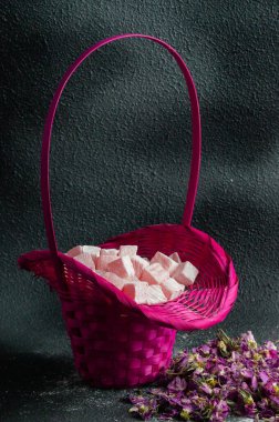 çok lezzetli ve renkli tatlılar ve tatlılar.