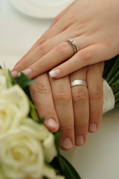 Groom and bride — Stock Photo, Image