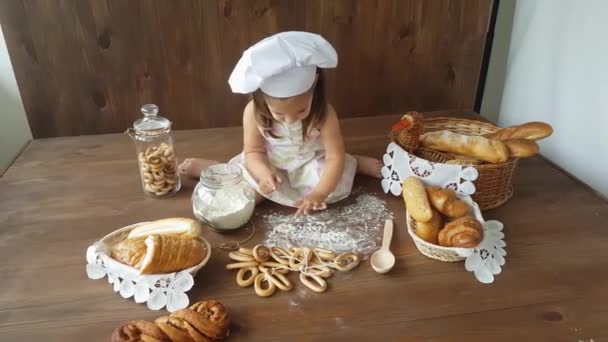 Three Year Old Girl White Dress Baker Hat Draws Her — Stock Video