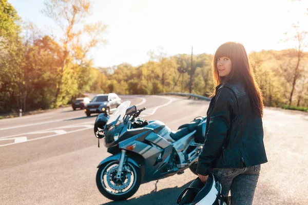 World Motorcyclist Day Young Pretty Woman Leather Jacket Holding Motorcycle — Stock Photo, Image