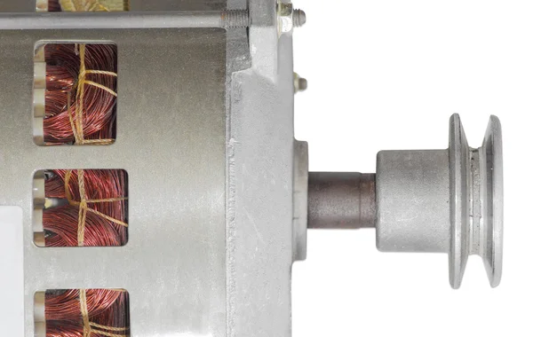Úlomek elektrického motoru s těsněm řemenem — Stock fotografie
