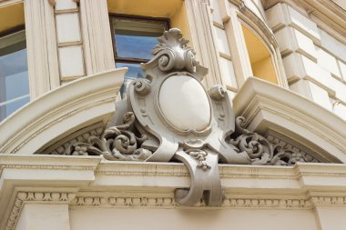 Binanın cephesinde kalıbı