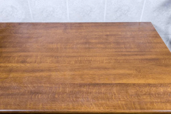 Fragment Empty Kitchen Table Tabletop Imitation Wood Wall Covered Gray — Stock Photo, Image