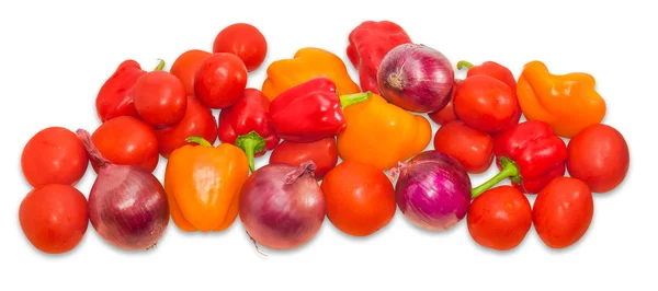 Rote und gelbe Paprika, Tomaten und rote Zwiebeln Nahaufnahme — Stockfoto