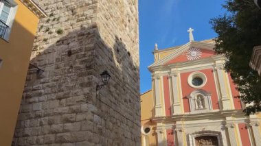 Antibes Katedrali ve Antibes Eski Kasabası, Fransa 'daki Grimaldi Kulesi