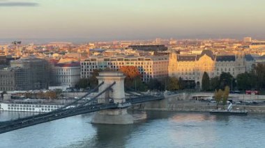 Budapeşte Panoraması gün batımından önce Castle Hill 'den ayrıldı.
