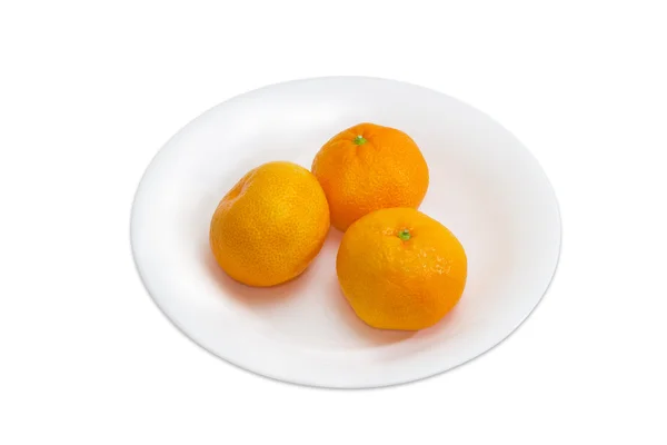 Três laranjas de tangerina inteiras maduras frescas — Fotografia de Stock