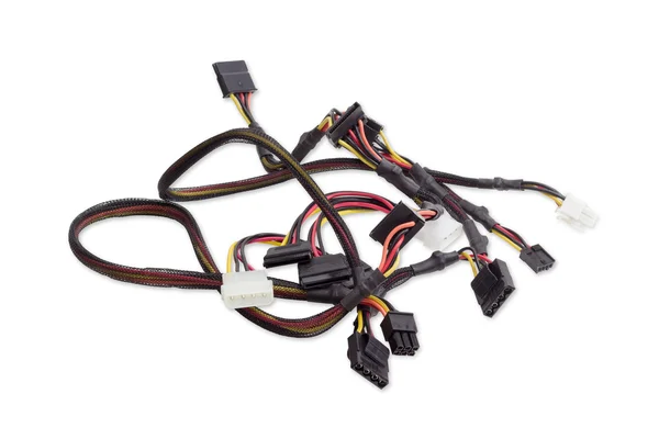 Cables de alimentación de un sistema informático de primer plano —  Fotos de Stock