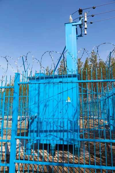 Transformator ogrodzenie stacji ZAMKNIĘTA — Zdjęcie stockowe