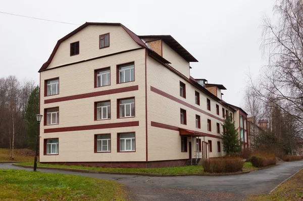 Extension of the main building of the sanatorium Marcial Water, — Stock Photo, Image