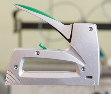 Sanayi zımba yakın çekim, izole 