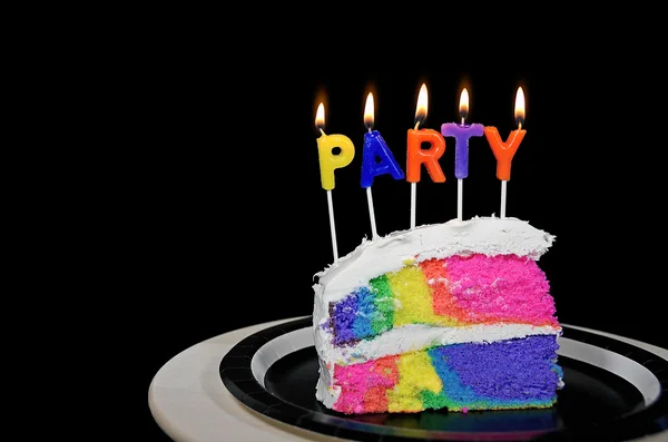Gökkuşağı doğum günü pastası — Stok fotoğraf